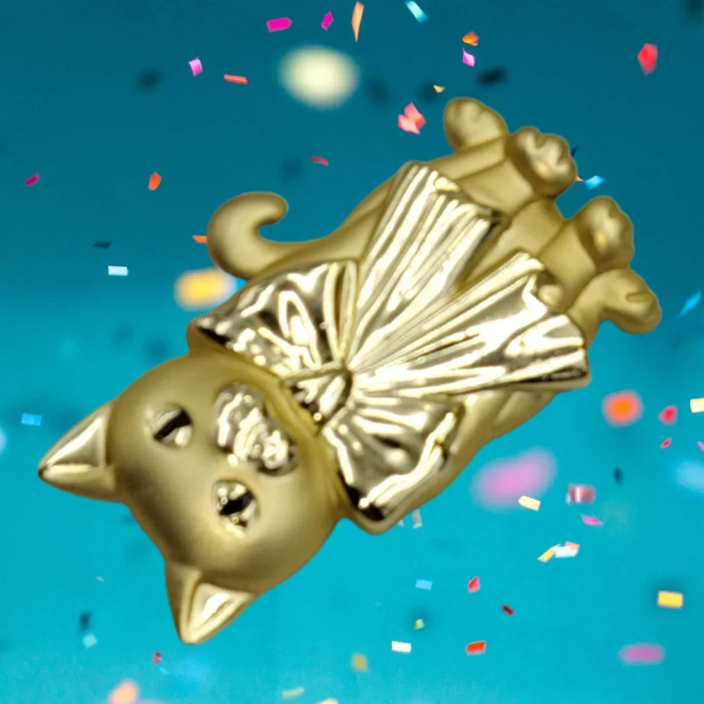 Gold Tone Cat Brooch